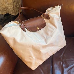 Large tan / cream Longchamp le pliage original large nylon shoulder tote 👢📔🌾